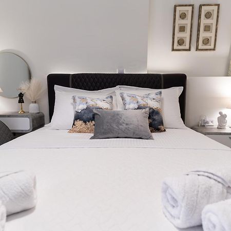 Euphoria Apartment Kalamata Ngoại thất bức ảnh