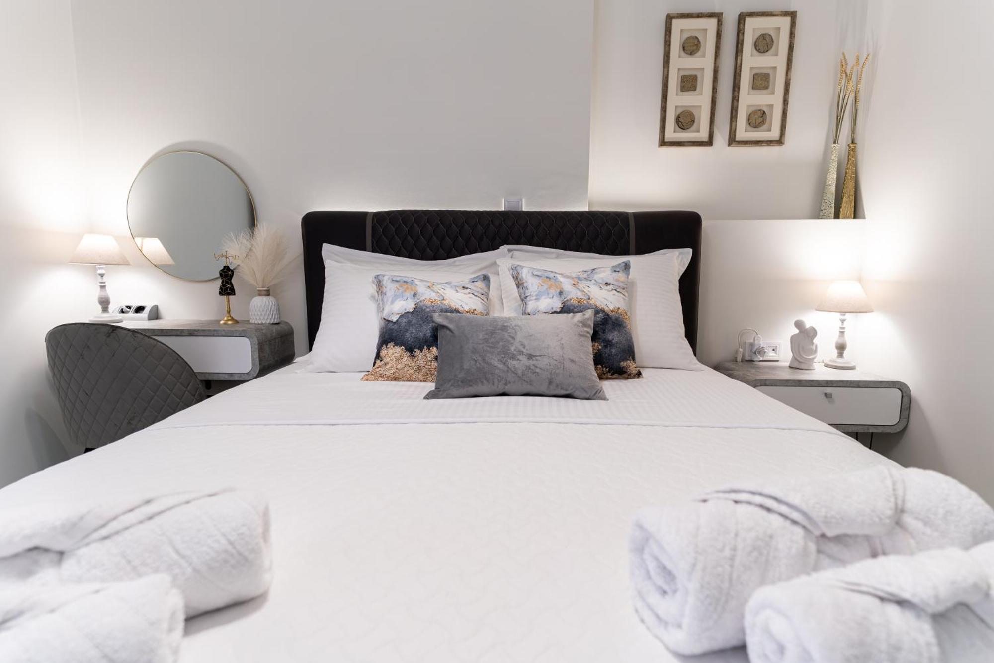 Euphoria Apartment Kalamata Ngoại thất bức ảnh